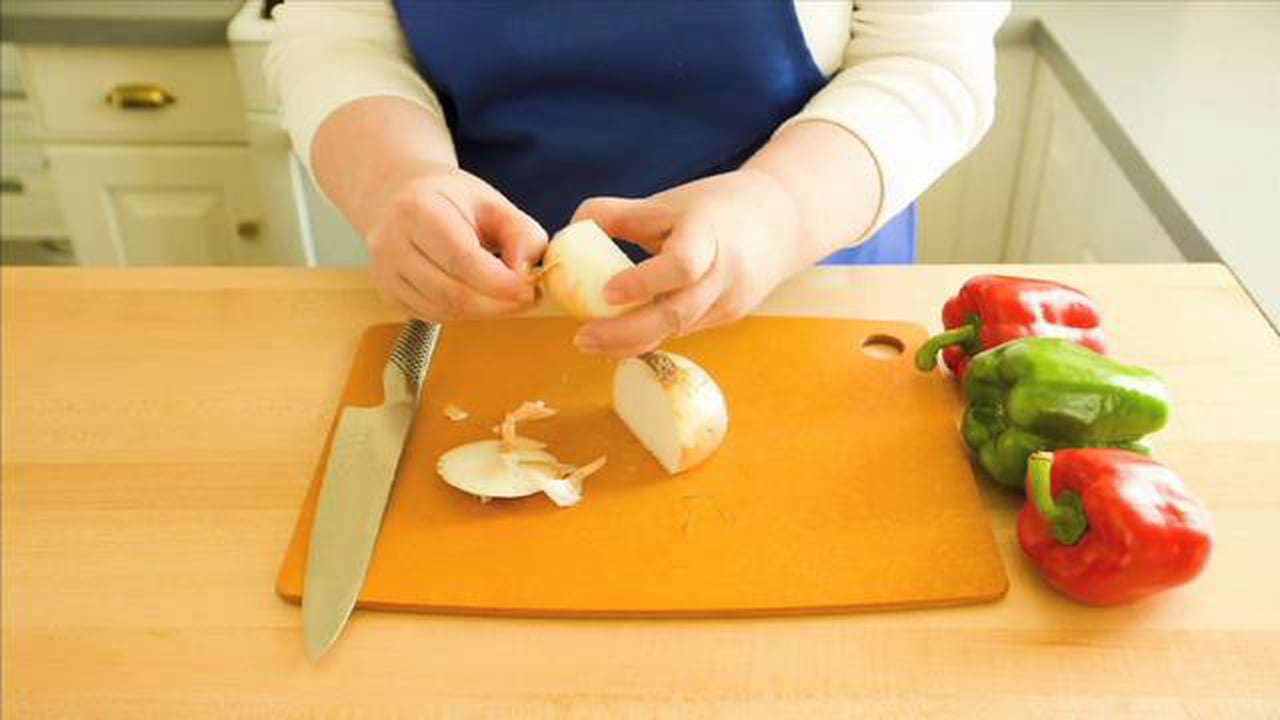 How To Make Chicken Fajitas – Easy Cook Video Series